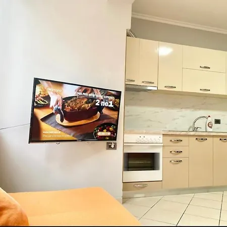 Appartement Lovely 2-bedroom Flat 1 Min Walk Golem (Tirana)